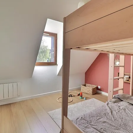 Duplex Familial 2 Chambres Avec Parking Prive