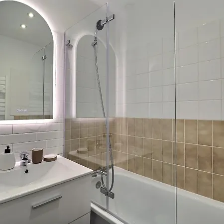 Lejlighed Duplex Familial 2 Chambres Avec Parking Prive